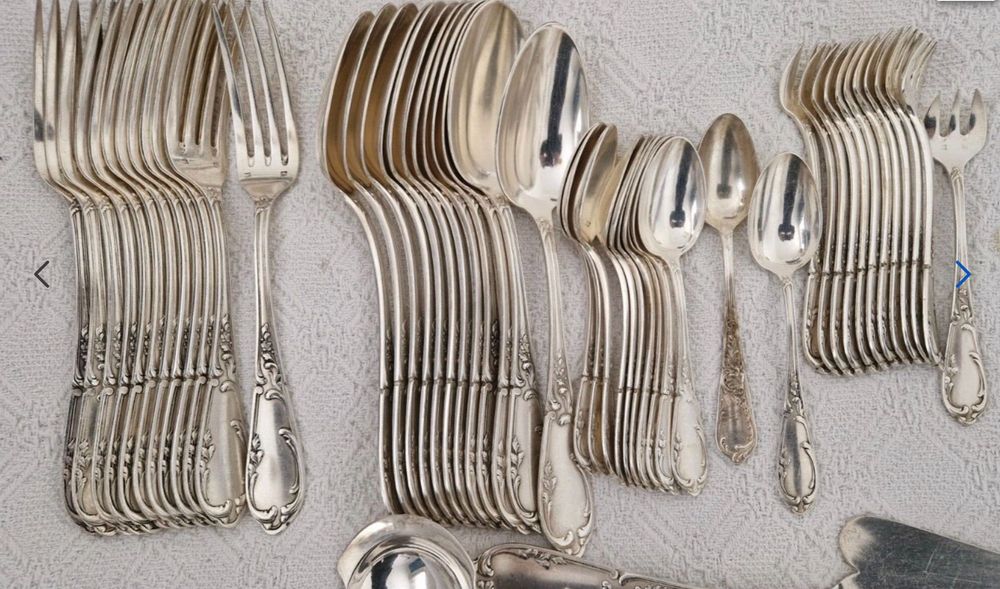 Tacamuri argintate 84 piese-12 persoane