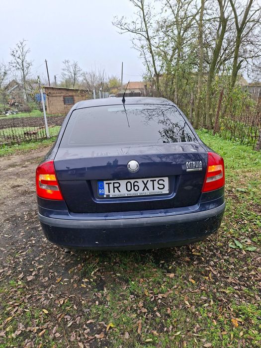 Vând Skoda Octavia 2 - 1,6/8v/102cp - 2005 - benzina si GPL