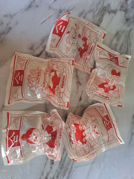 Продам коллекционную игрушку Тануки