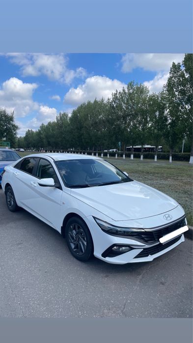 Hyundai Elantra 2024- аренда с выкупом