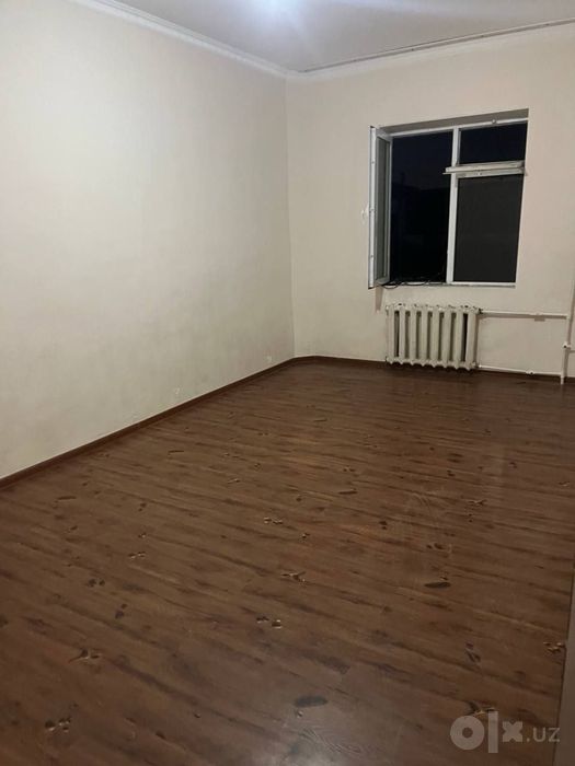 1 комнатная (38кв.м.) в 8 микрорайоне на 3 этаже
