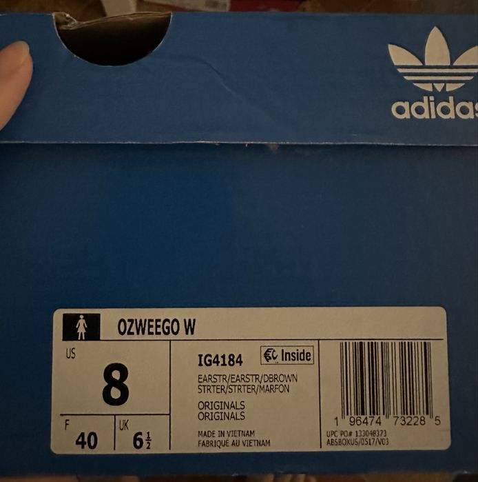 Кроссовки Adidas Ozweego W