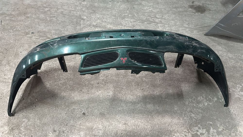 Бампер Передний Митсубими Каризма