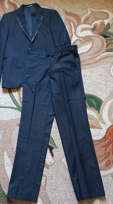 Классический костьюм