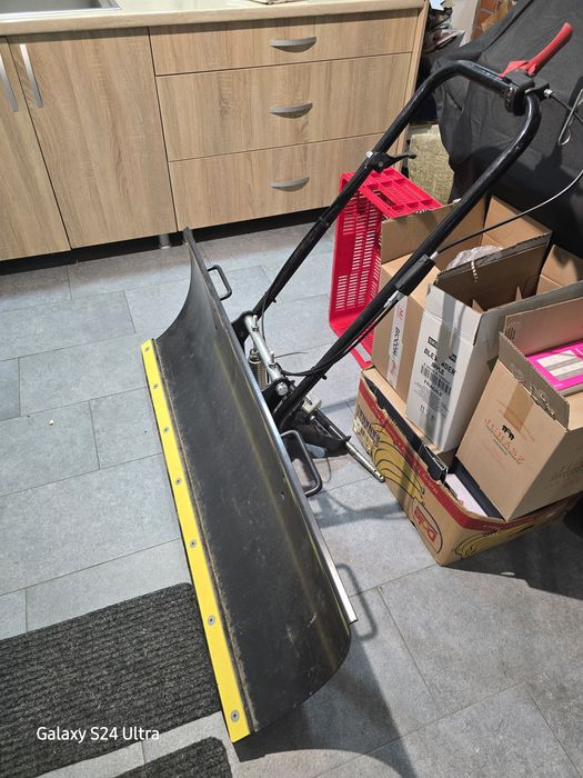 Tractoras Grillo 9.18, tuns gazon,