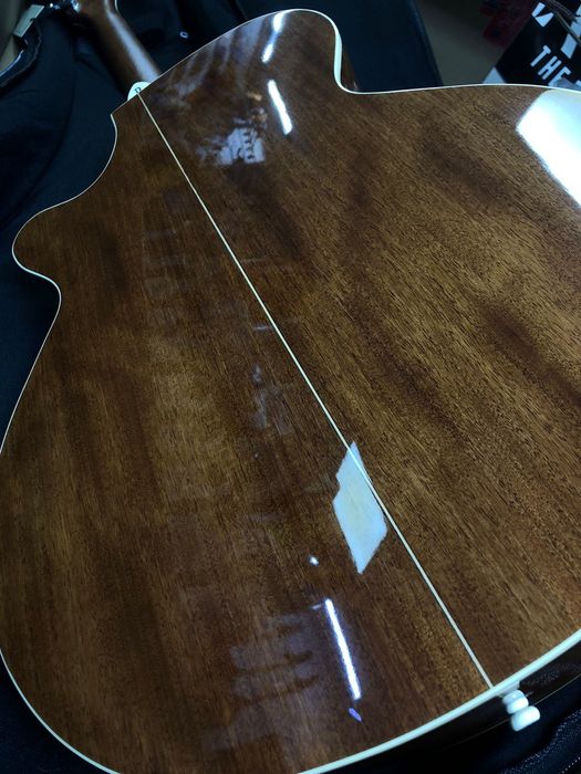 Электроаккустическая гитара Parkwood s67