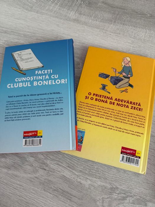 Set cărți (2) - Clubul Bonelor