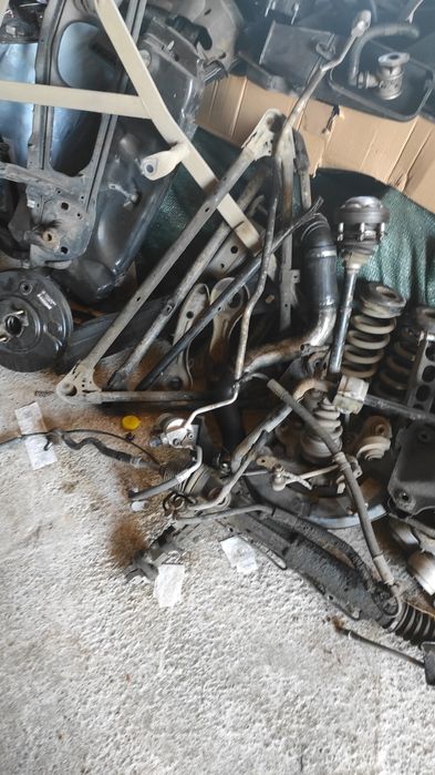 Dezmembrez BMW seria 3 e46 și e9o,e91 diesel
