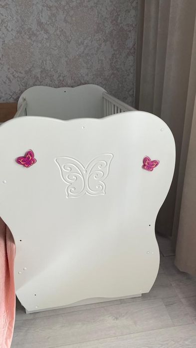 Продам детскую кроватку