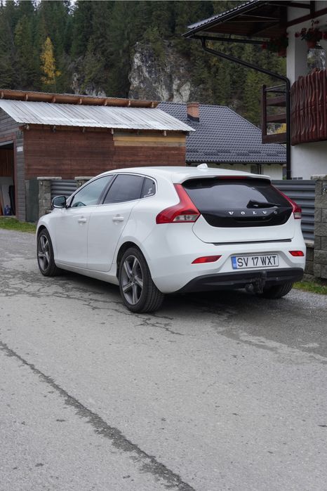 VOLVO V40 2013 — imagine 2