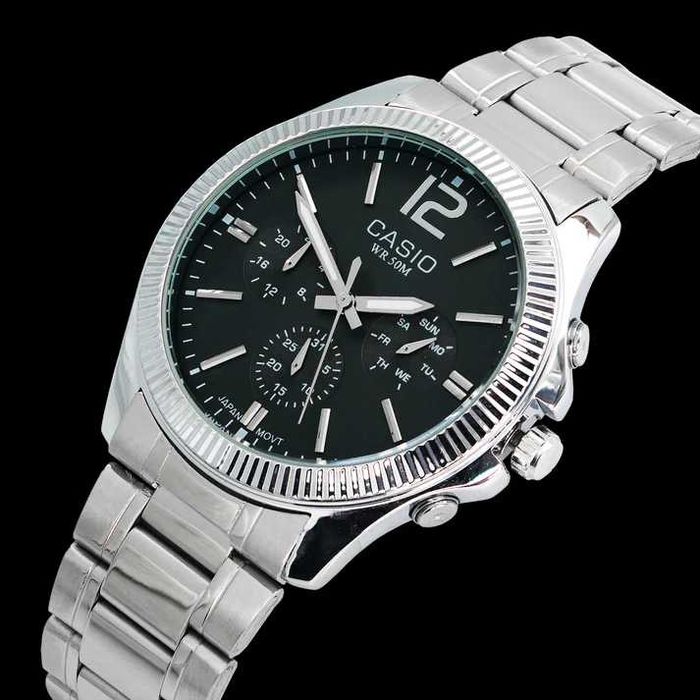 Мужские часы в стиле Casio, кварцевые, стальной браслет