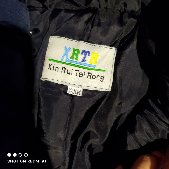 Продам детский комбинезон 122