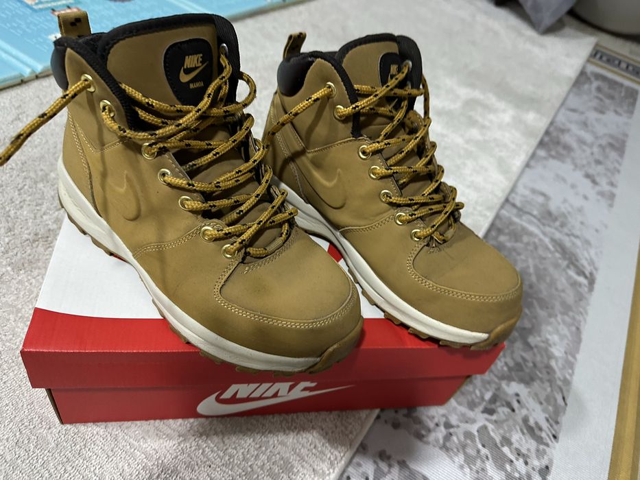 Продам nike ботинка