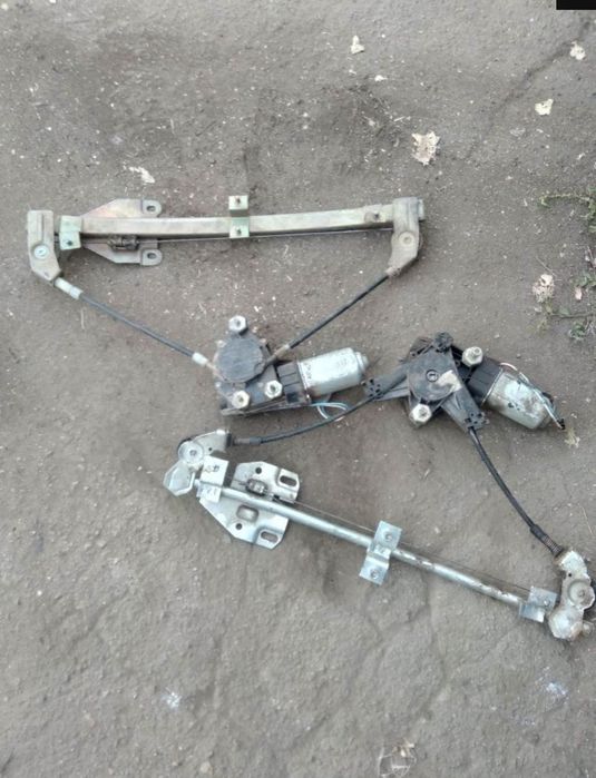 Продам запчасти на  ваз  21099