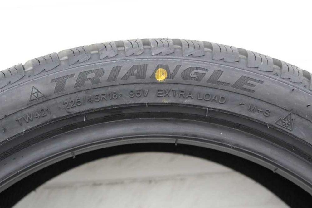 Anvelope iarna noi 225/45R18, 95V, XL, Triangle, DOT 2025