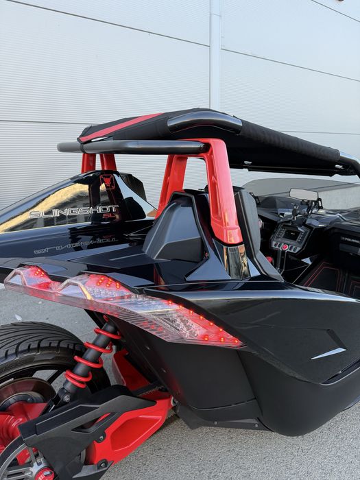Vand Polaris Slingshot SL R pack, full accesorizat , inmatricat ro Nou