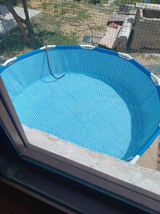 Продам каркасный бассейн