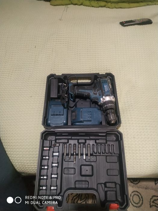 Продаются инструменты сварочный,болгарка,дрель