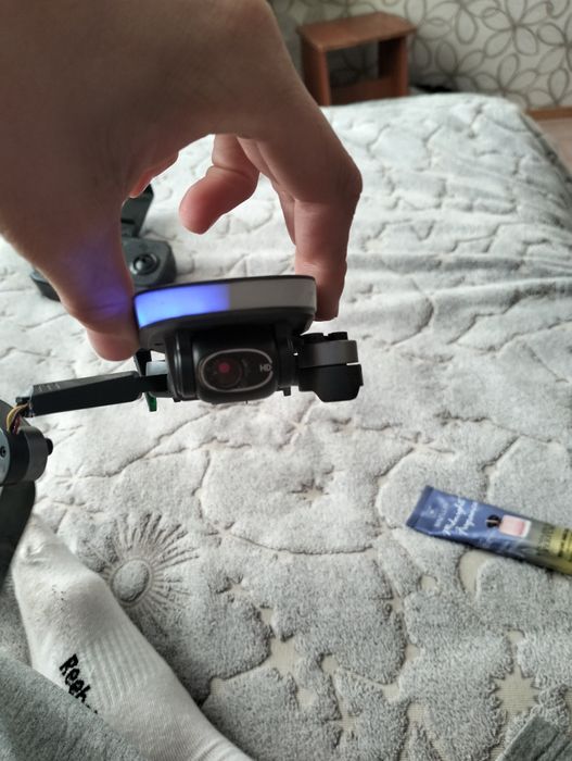 Продам дрон Mini s6s