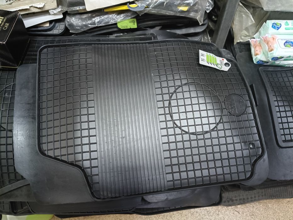 Полики на Audi c4 A6