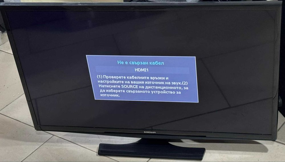 Телевизор Samsung UE32J4100AW