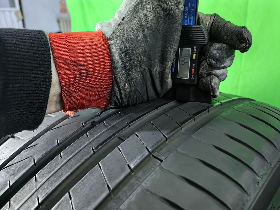 255/40 R20 Pirelli 2025 elect seal inside nu fac pană