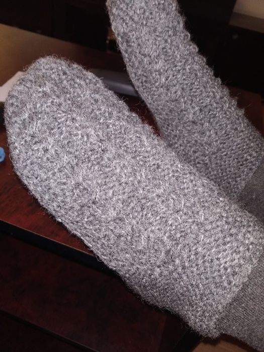 Носки-варежки ручной работы