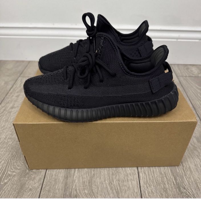 Adidas Yeezy 350 V2 onyx negrii [ Toate Marimile ]