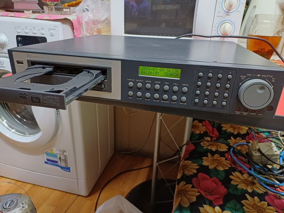 Видеорегистратор 32 камеры.