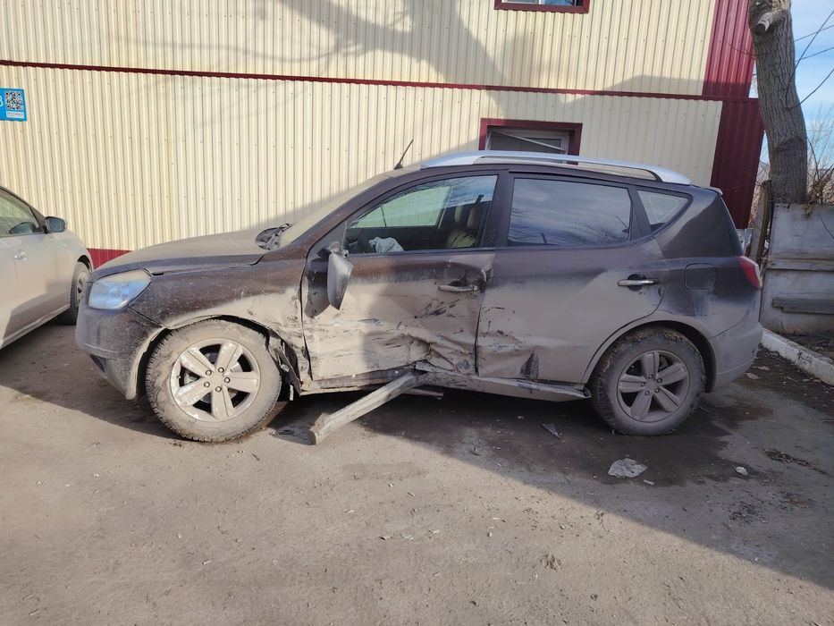 Продам машину  срочно