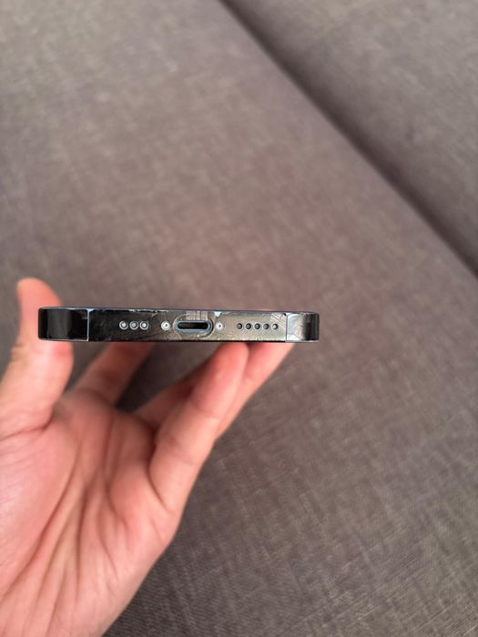 Iphone 13 в хорошем состоянии