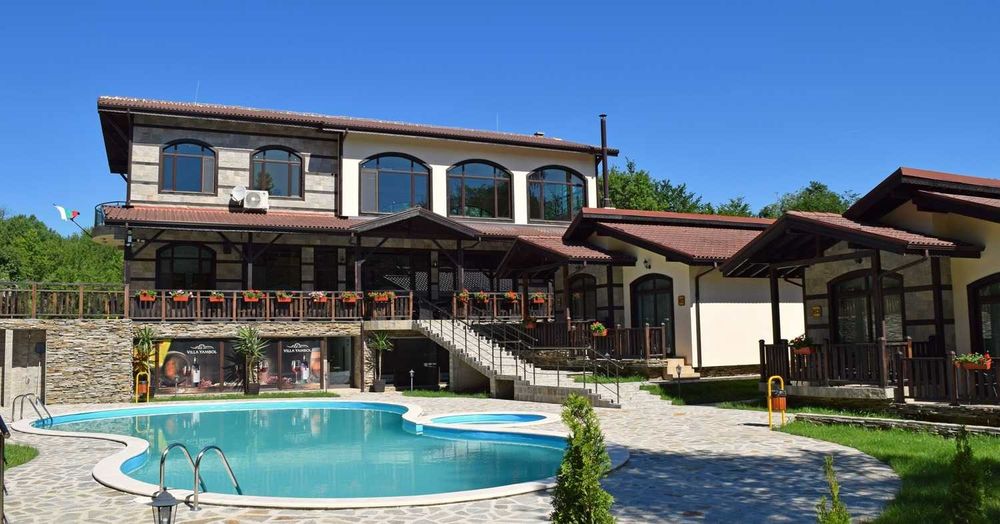 Продавам Хотелски Комплекс "Тодорини Кукли"