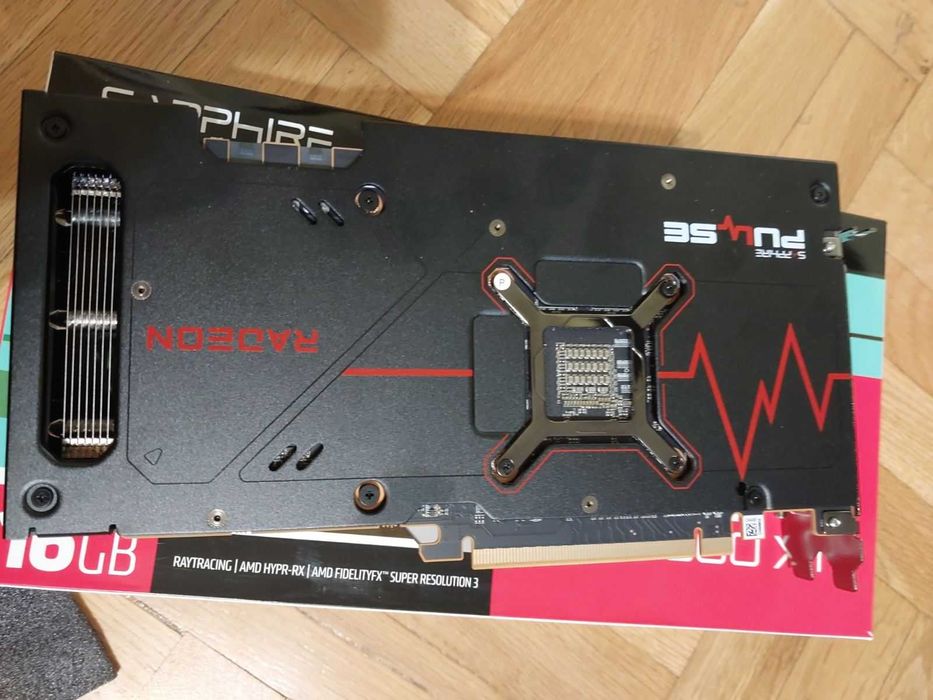 Sapphire Pulse RX 7600XT 16GB
