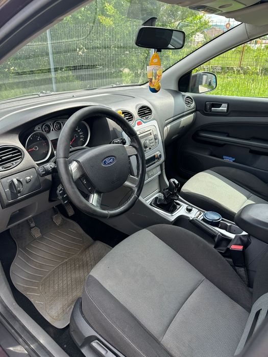 Vând Ford Focus mk2