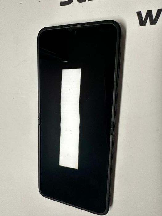 Samsung Galaxy Z Flip7 FE, 128GB, 8GB RAM -T-