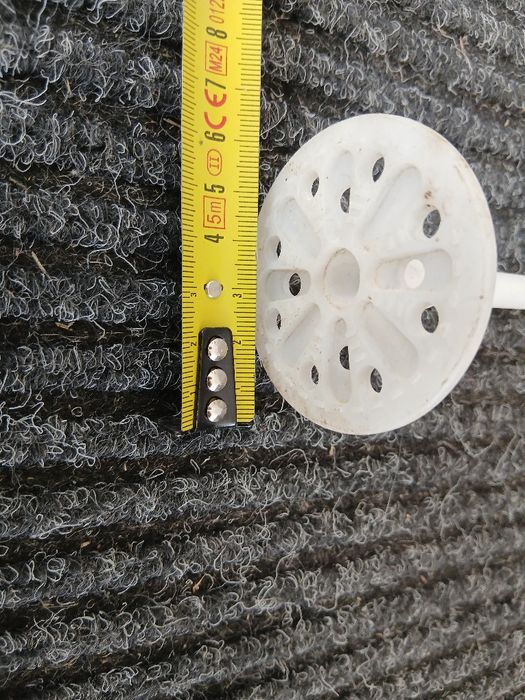 Vând dibluri pt polistiren