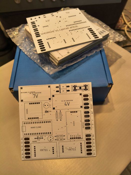 Cantar apicol cu SMS  PCB