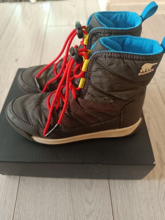 Зимни  ботуши Adidas,ботуши Sorel