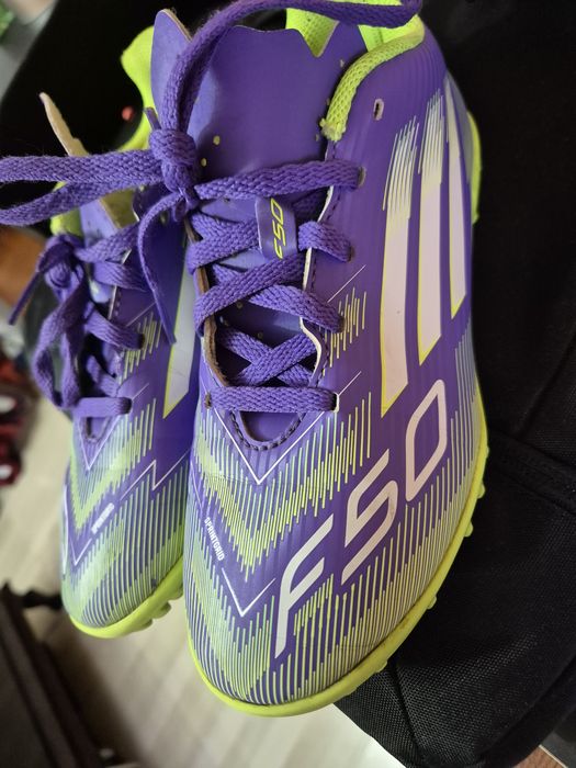 Ghete fotbal copii Adidas F50 marime 33