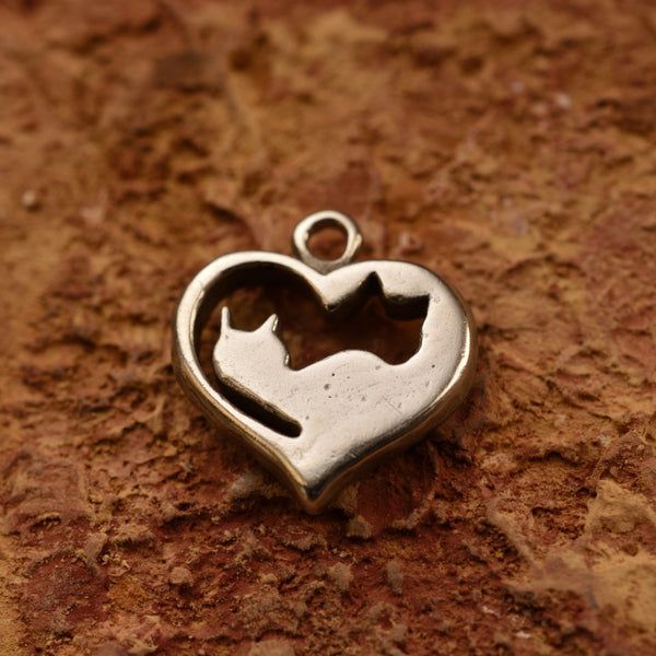 Сребърен медальон 925 „Котки Ин и Ян“ – символ на любовта към котките