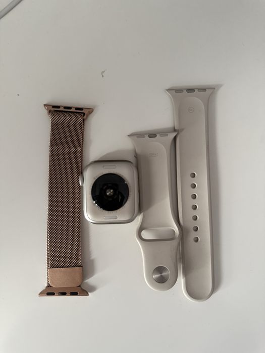 Продаю Apple Watch SE, 40мм