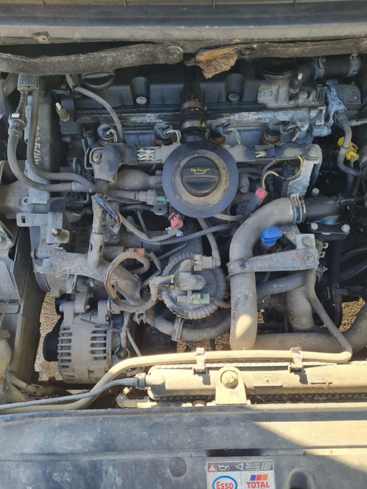 Peugeot 307 2.0hdi, 90кс на части/ Пежо 307 2.0hdi na chasti