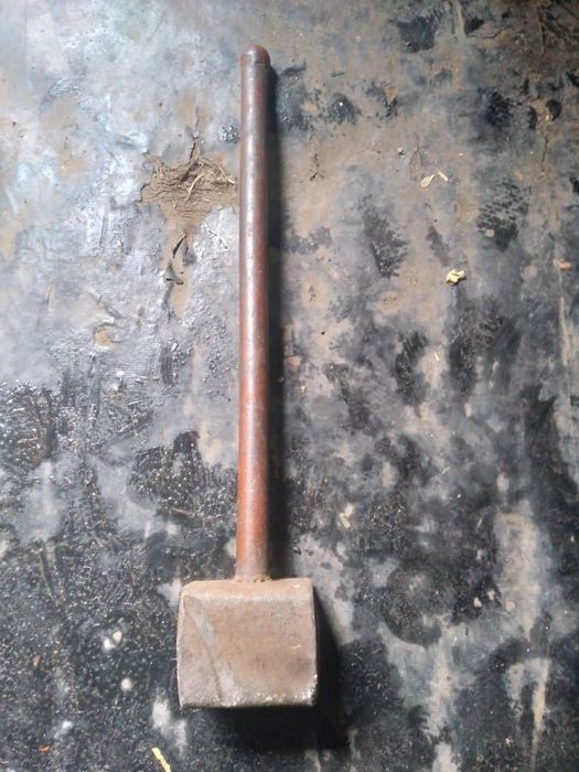 Продам кувалду 10 kg