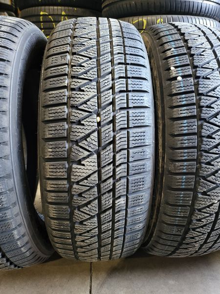 225/60/18 KUMHO 4бр