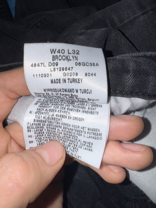 Lee Brooklyn  W40 L32