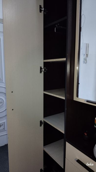 Продам Прихожую.