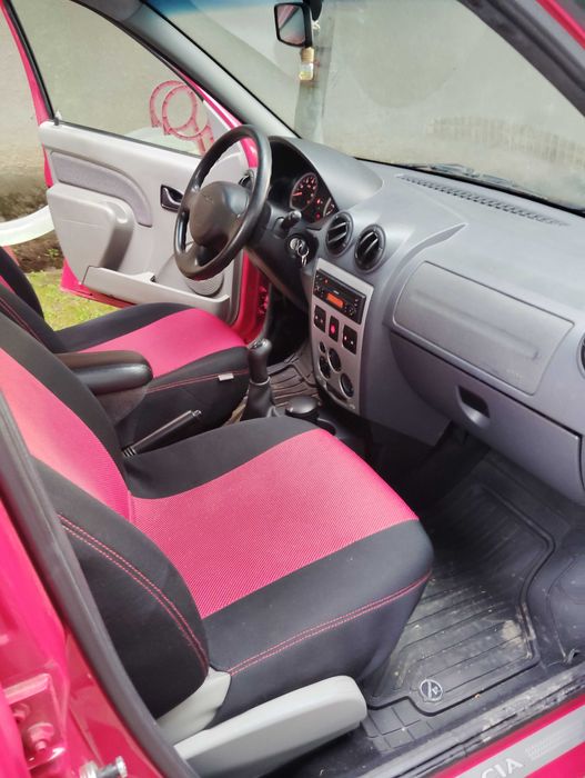 LOGAN 1,4 MPI Laureate +, 2007