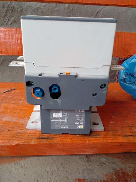 Магнитный пускатель (Контактор)