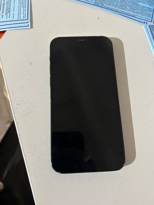 Продам iphone 12 128gb