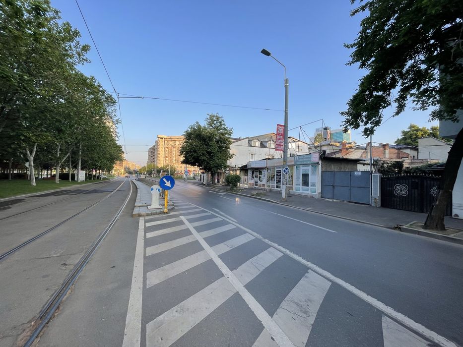 Garsoniera Piata Muncii, proprietar